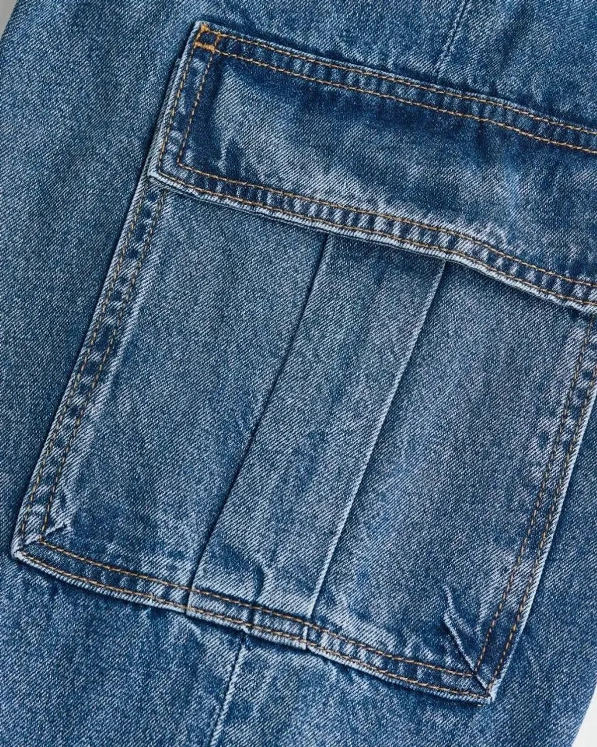 CARGO JEANS