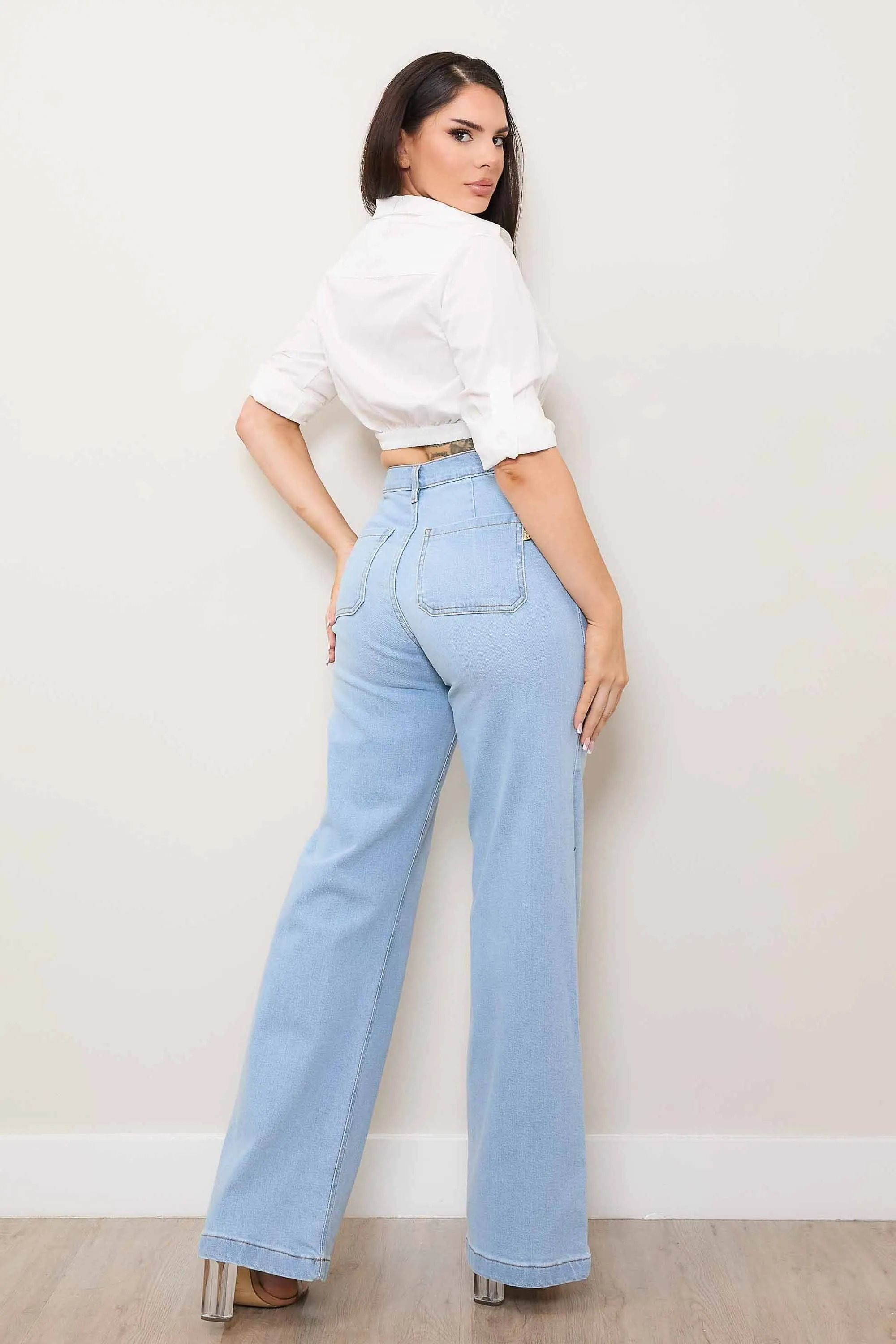 Square Pockets Wide Leg Jeans