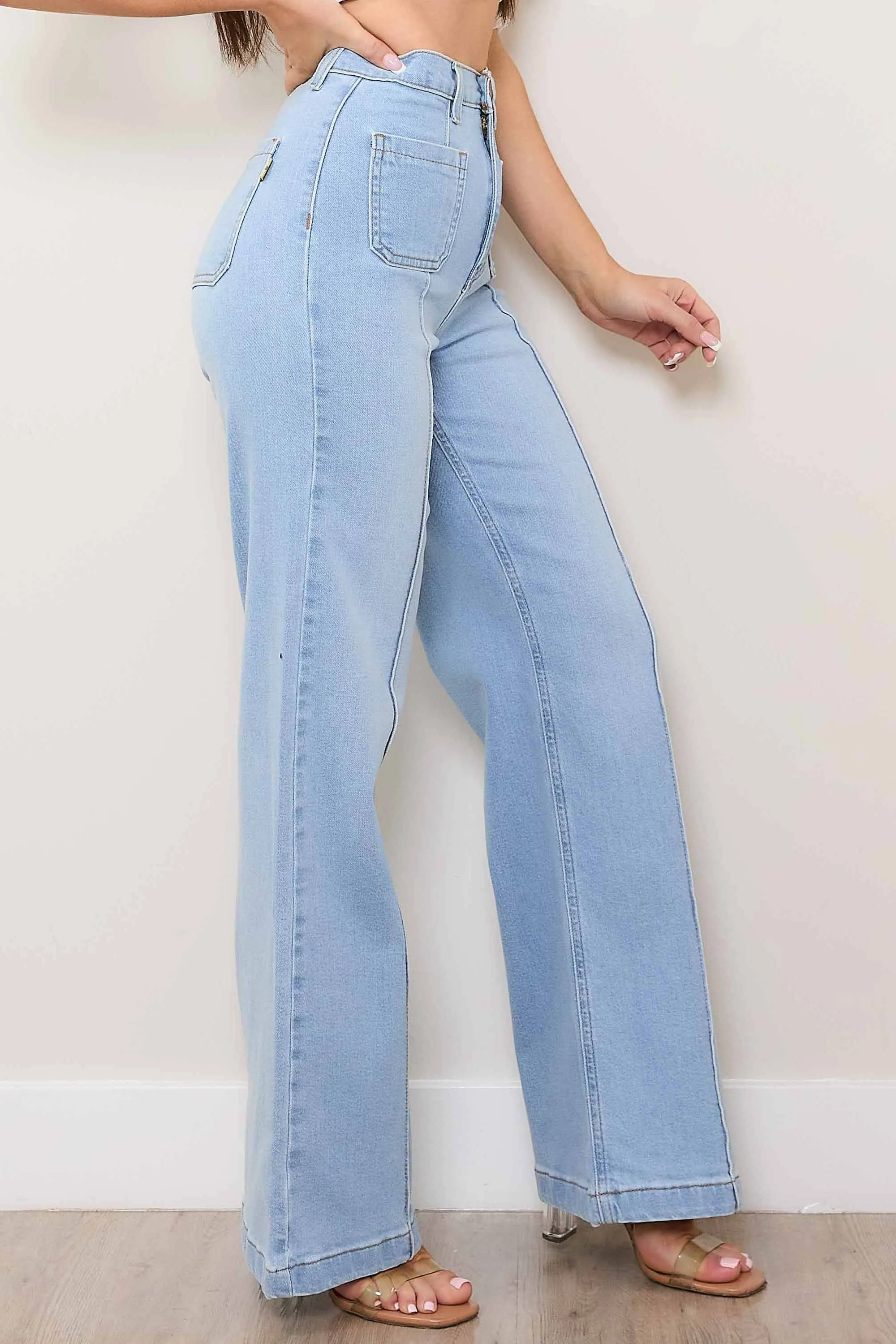 Square Pockets Wide Leg Jeans