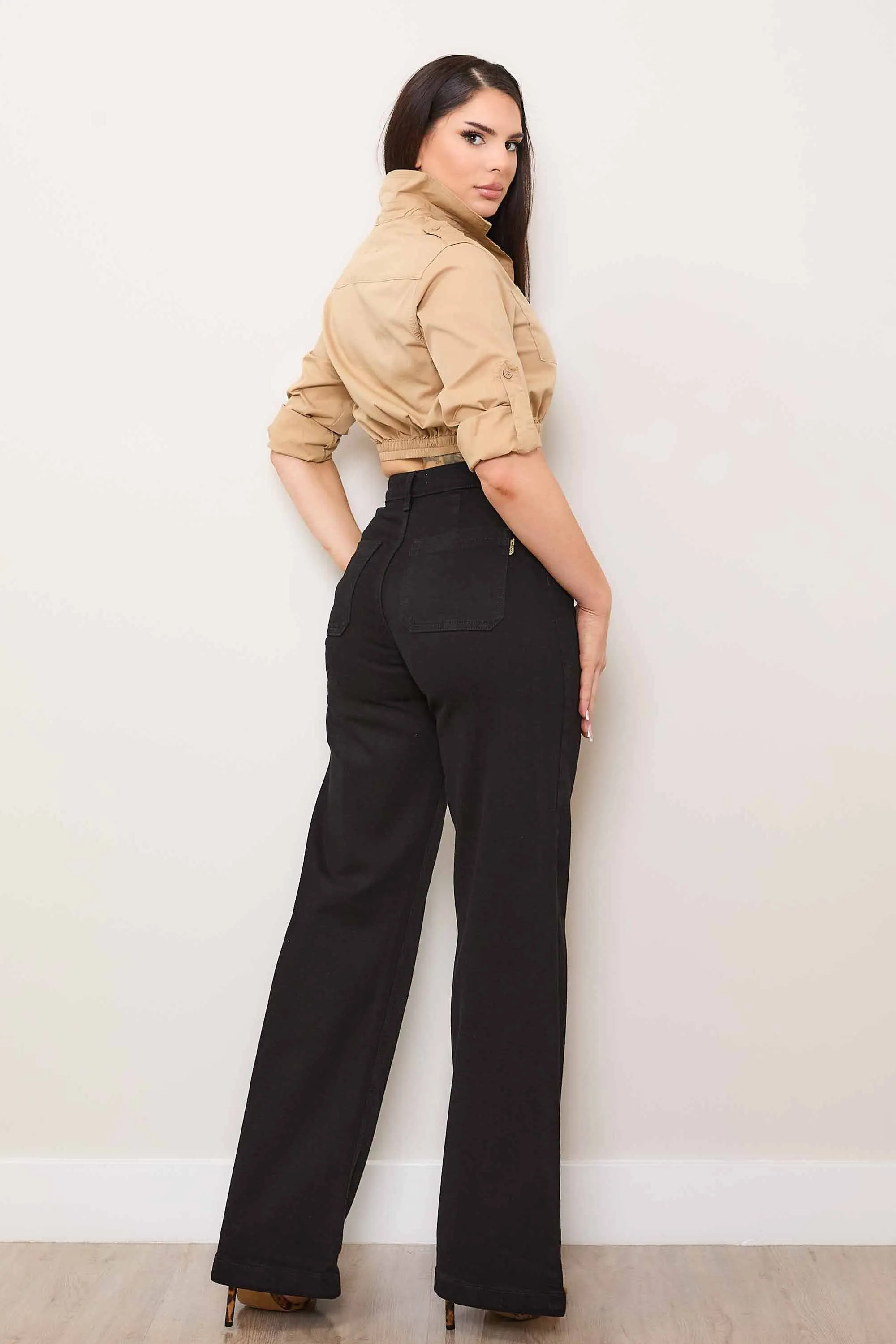 Square Pockets Wide Leg Jeans