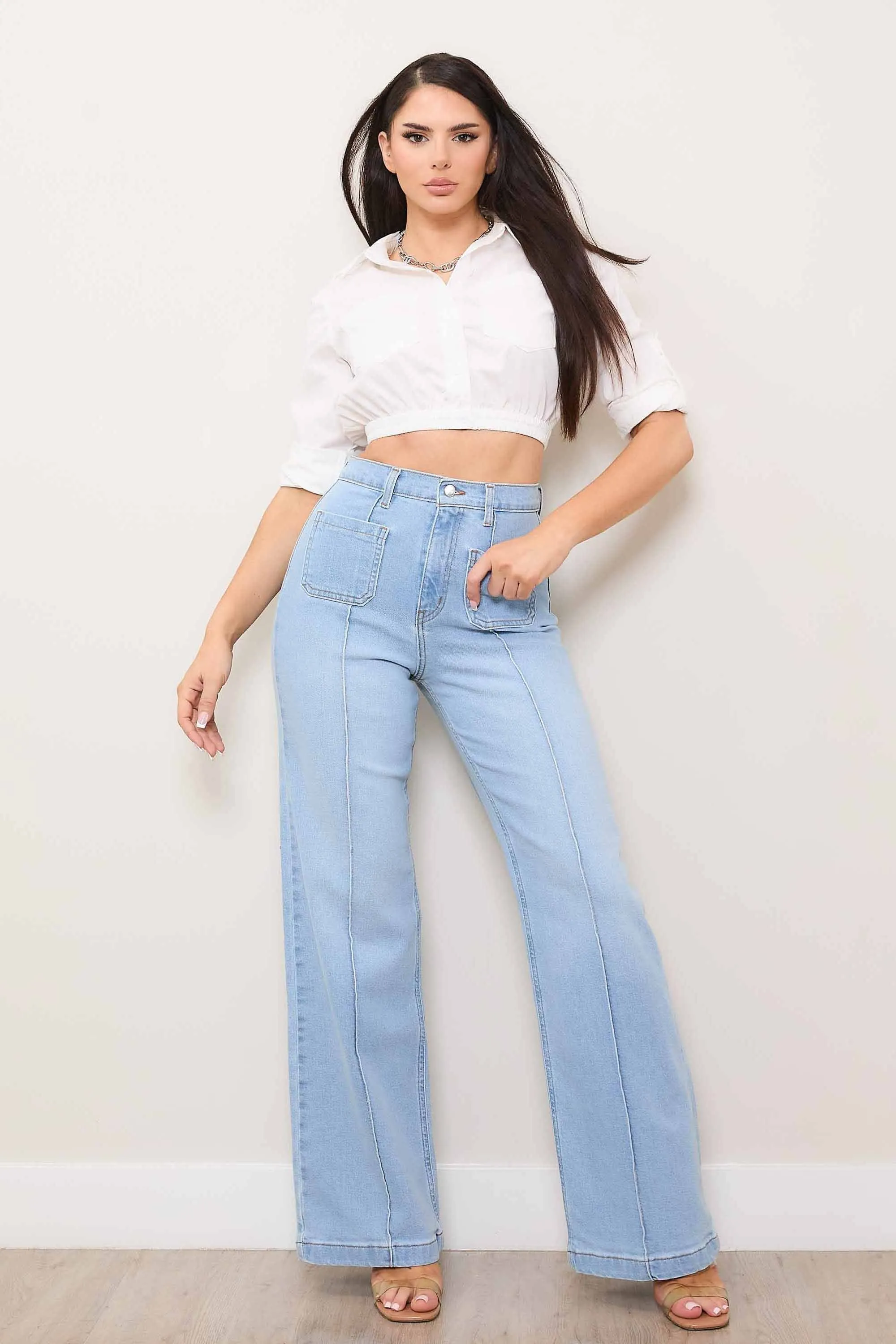 Square Pockets Wide Leg Jeans