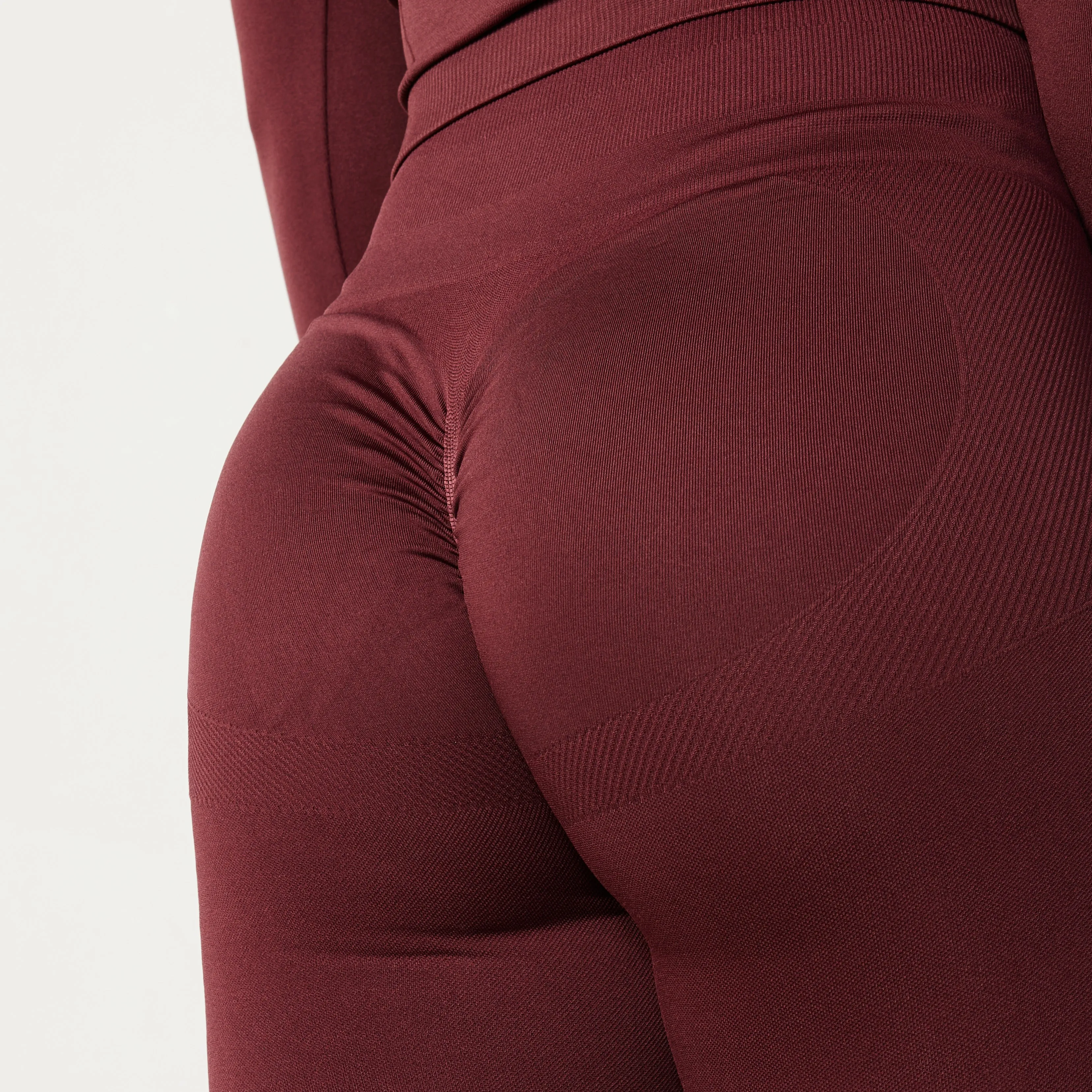 Vanquish Elevate Seamless Petite Burgundy Leggings