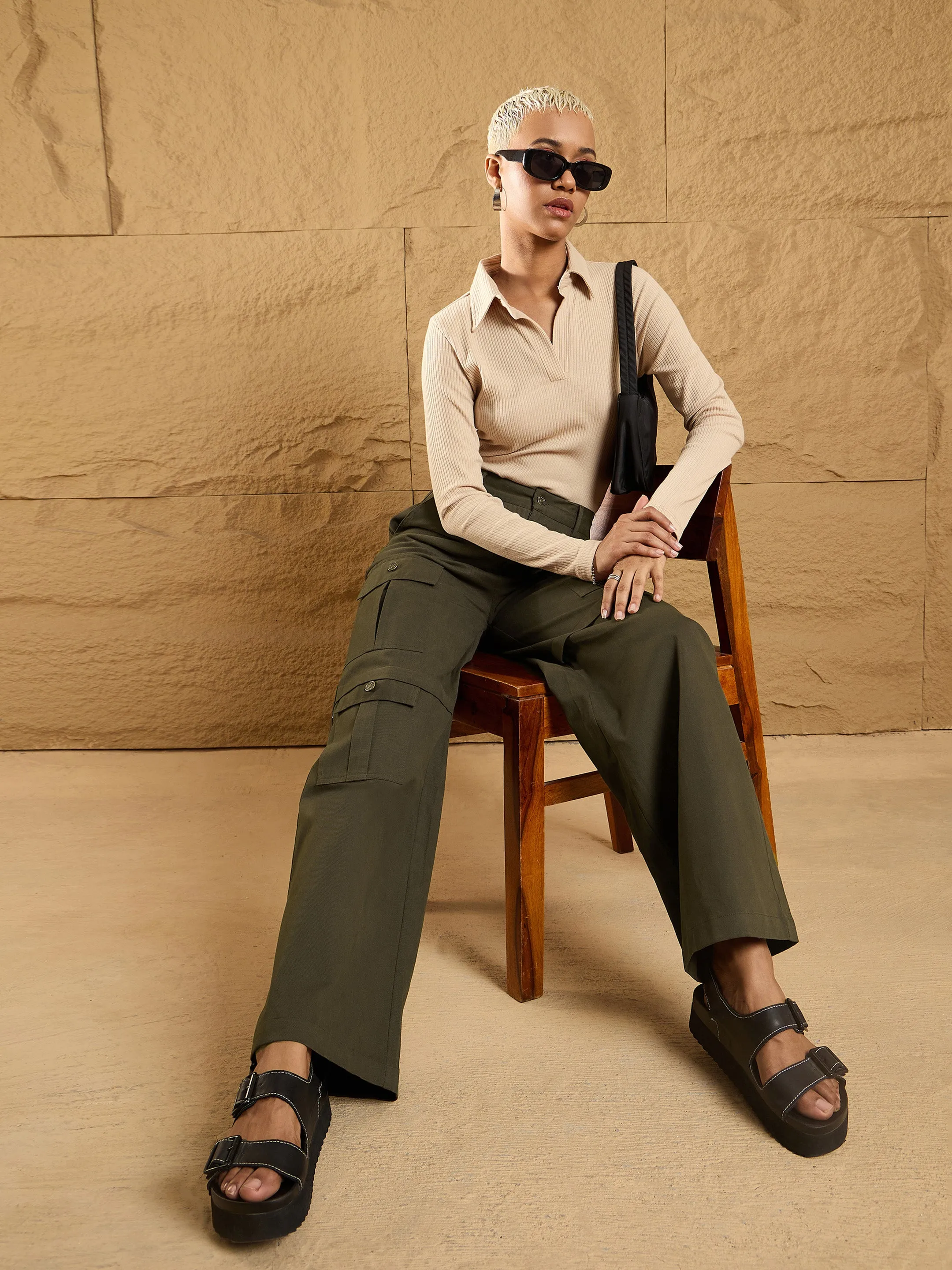 Women Olive Front Pocket Straight Fit Pants